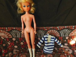 BLONDE CLONE STRIPE NUDE